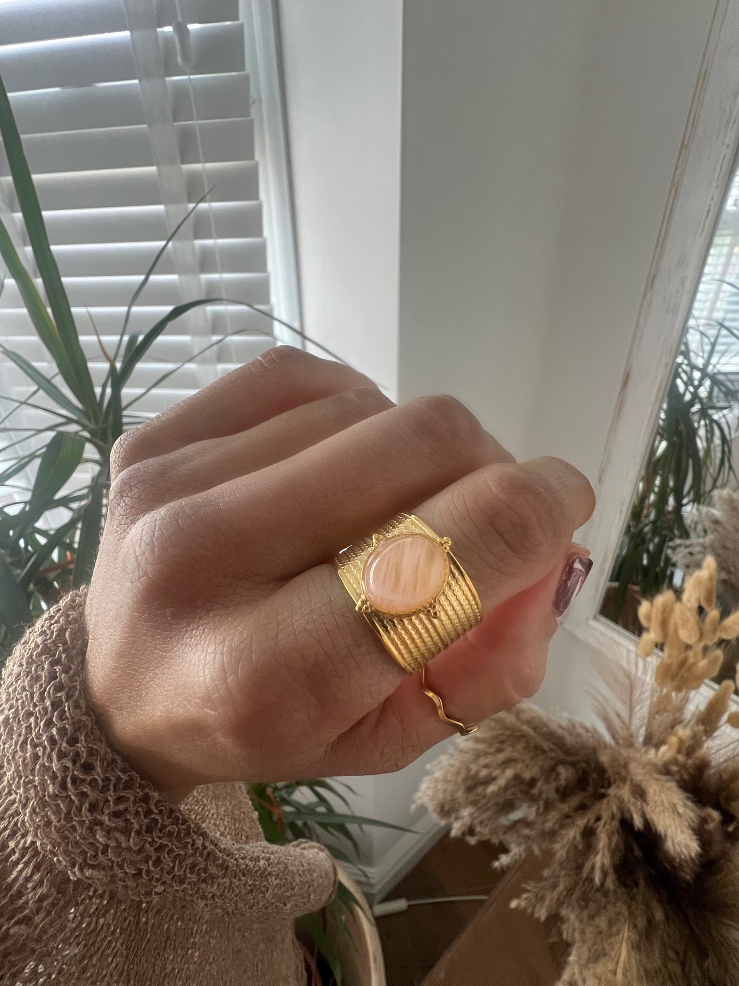 Aurea Shell Adjustable Waterproof Ring