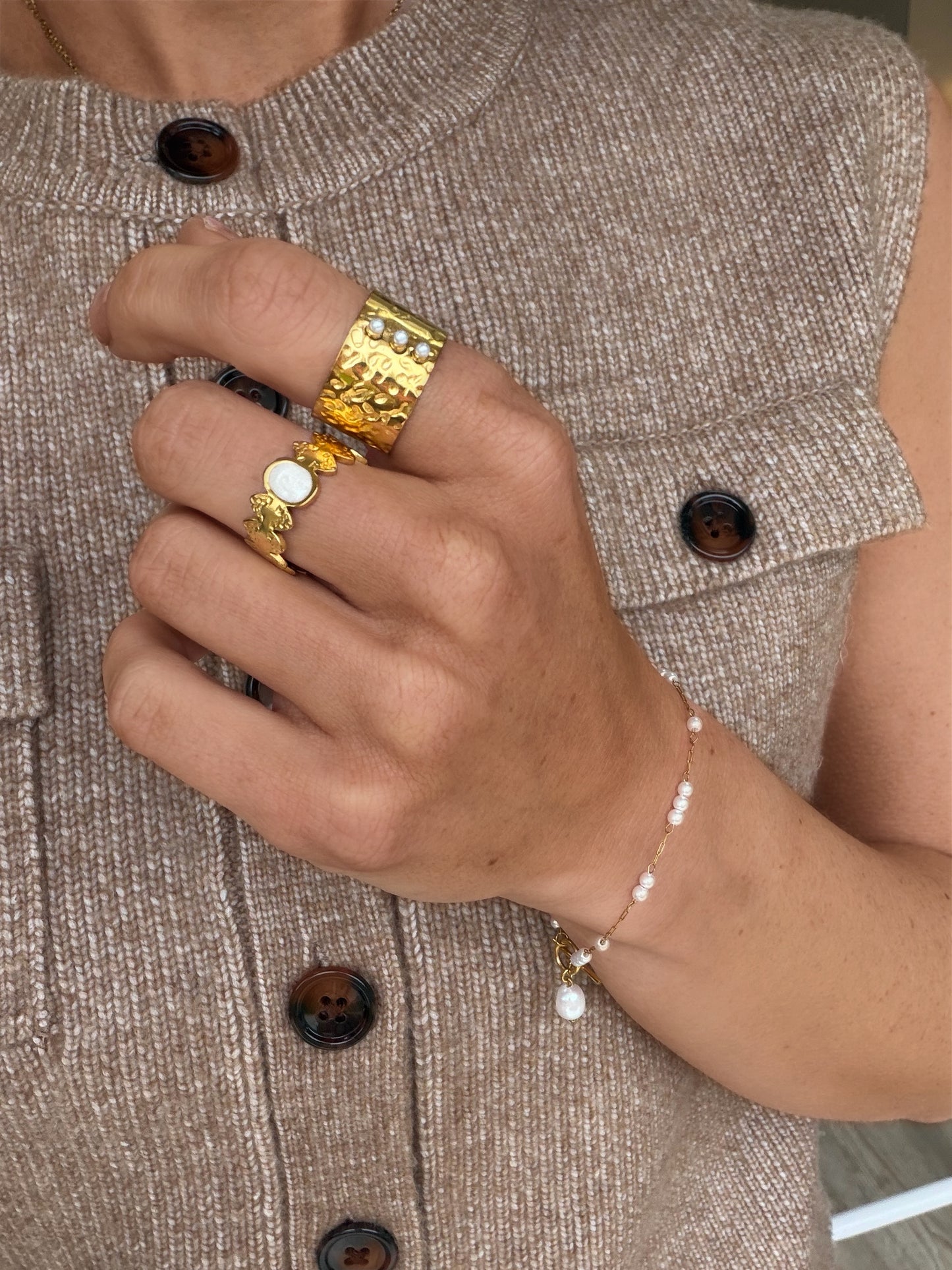 Solara Pearl Hammered Waterproof Ring