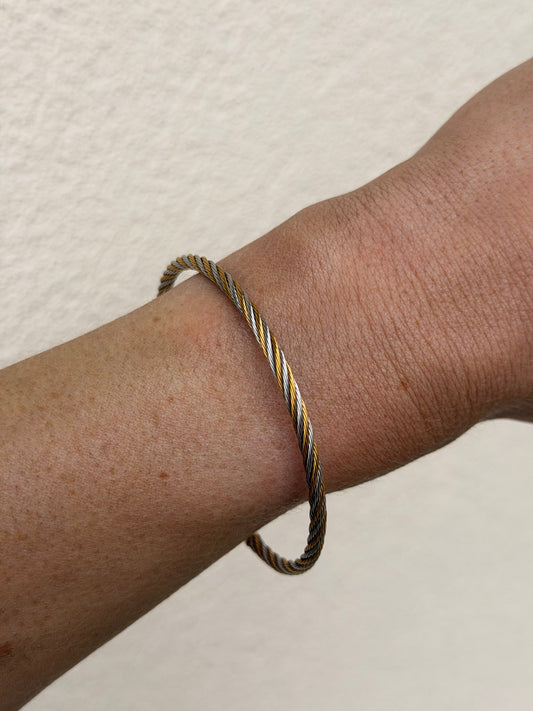 Dual-Tone Cable Bracelet with Secure Clasp